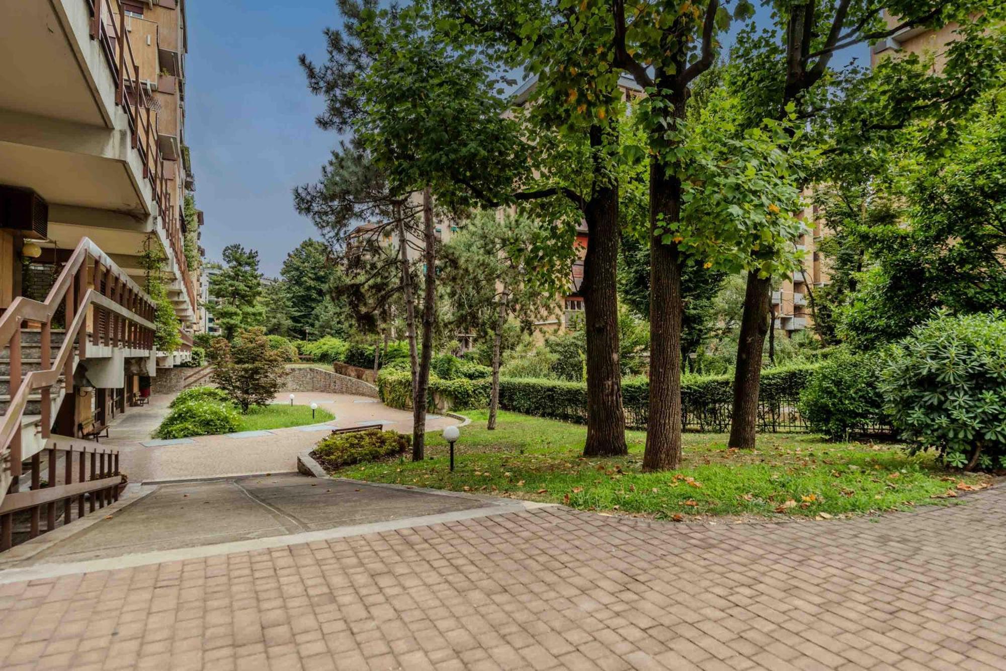 Loft Elegante In Centro In Zona Signorile - Davanti Metro Appartement *